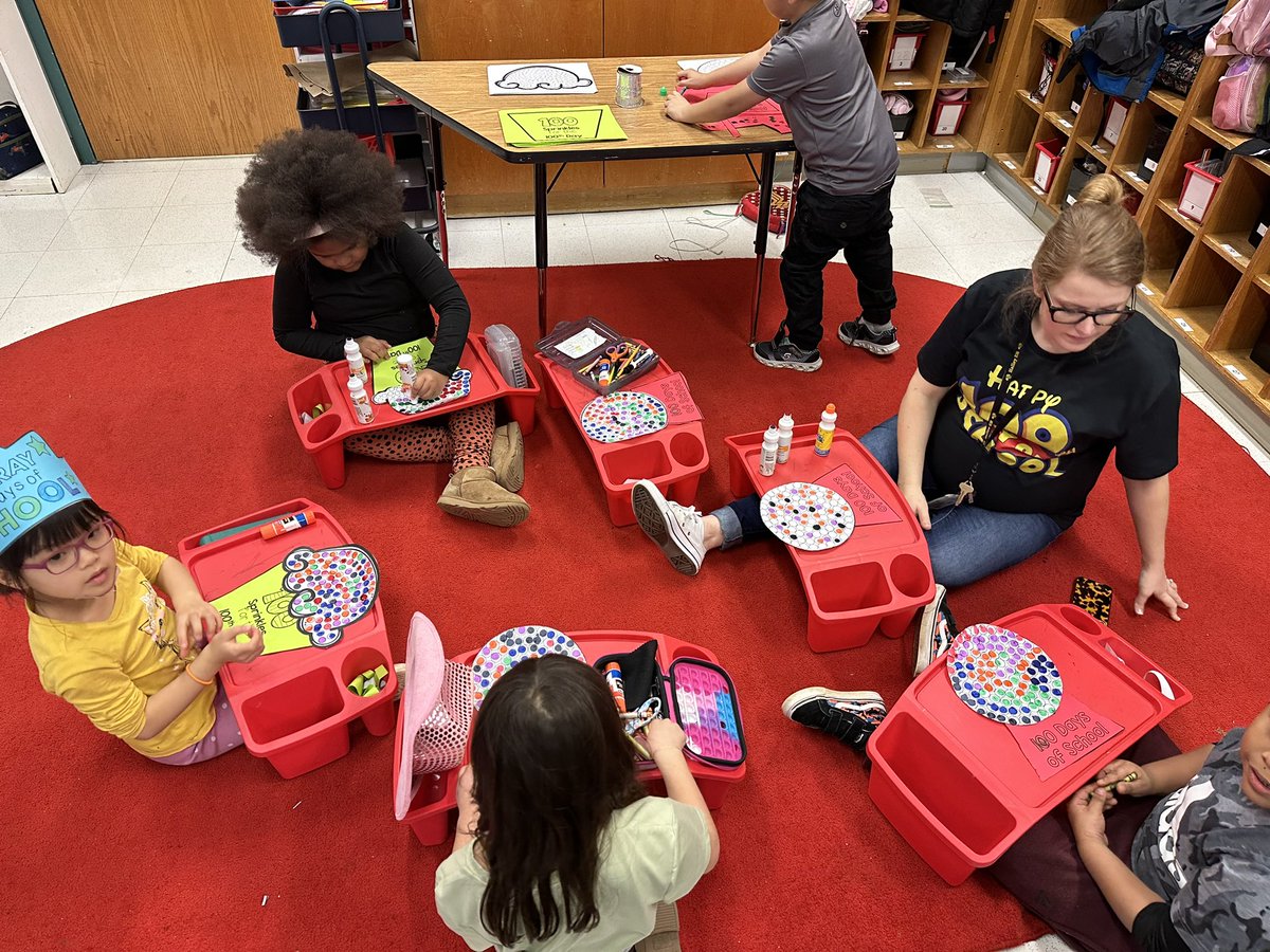 magical_msa's tweet photo. We had a blast celebrating 100 days of first grade today! 🥳❤️@halley_es https://t.co/CBW5RFLKN3