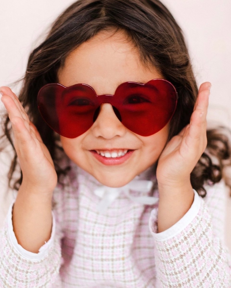 Hope you’ve had the sweetest day with your fave girls 💗❤️  📷 @melissafitzwest