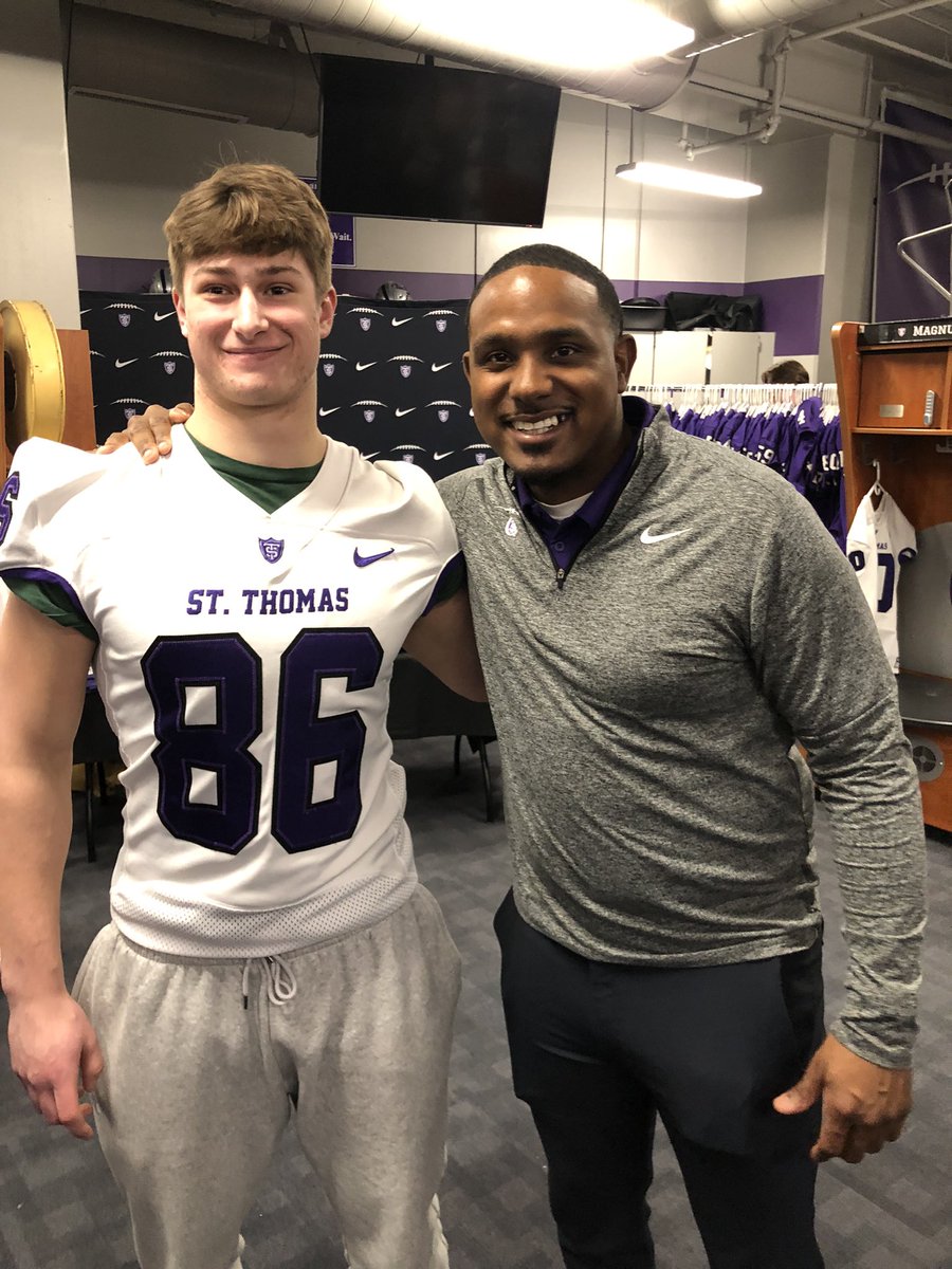 LKumskis's tweet photo. Had a great time @UST_Football junior day this past weekend! Thank you @Coach_WatkinsST for having me out!
@Coach_Caruso @RB_BulldogFball @DeepDishFB @CoachBigPete https://t.co/ytuoZ6rn0H