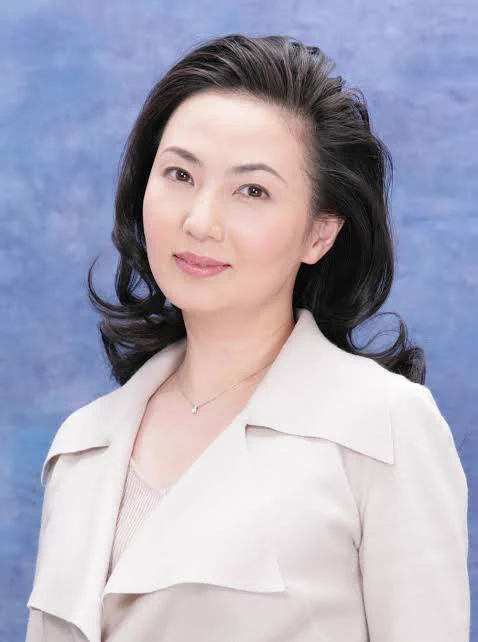 お恥ずかしい話なんですが、もう十数年以上もタレントの『兵藤ゆき』さんと声優の『兵藤まこ』さんを同一視していたんですが別人だったと今朝知って…なんでミニパトのOPを兵藤ゆきさんが歌ってるんだろう?と疑問だったのがやっと解明されてスッキリしましたw 