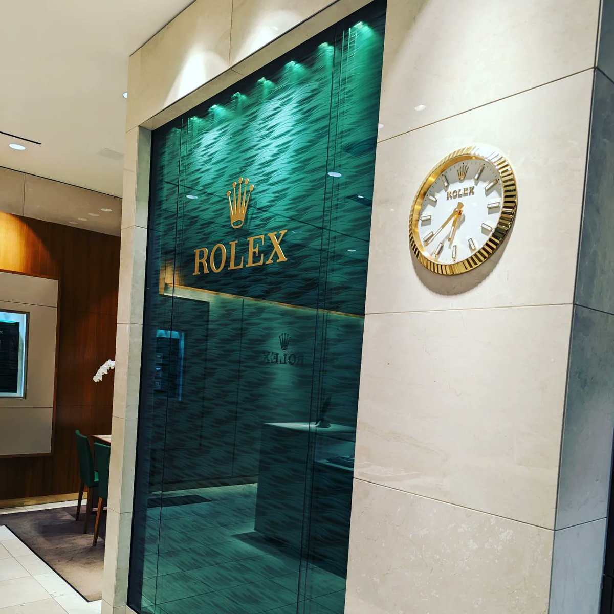 JUDAHontheBEATS's tweet photo. 🤌🏾The only "functions" I go to at my big ole age.
#watchfanatic #watchelovers #watchoftheweek #watchlover⌚ #watchcollector #watchcollection #watchessentials #watchoftheday⌚️ #watchoftheday⌚️ #watchgeek #watchfam #watchfamily https://t.co/WwdWTI4XDM