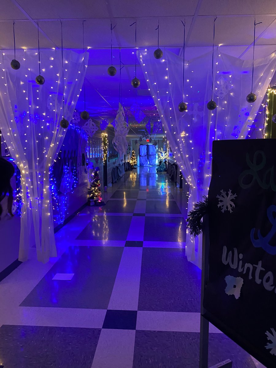 Dr. Anna Brooks tweet media