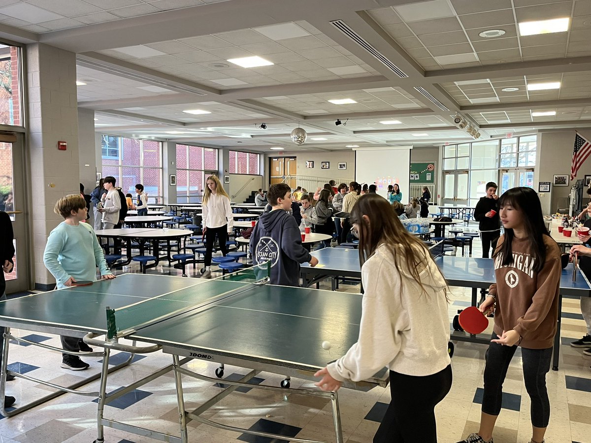 CH Middle School tweet media