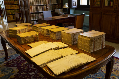 RAEinforma's tweet photo. La RAE pone a disposición de los interesados los manuscritos inéditos de la segunda edición del «Diccionario de autoridades» que se conservan en el Archivo y acaban de digitalizarse: https://t.co/qwTmvI2QcA; https://t.co/0SiGqmK3Fs. https://t.co/21AG9rtMdN