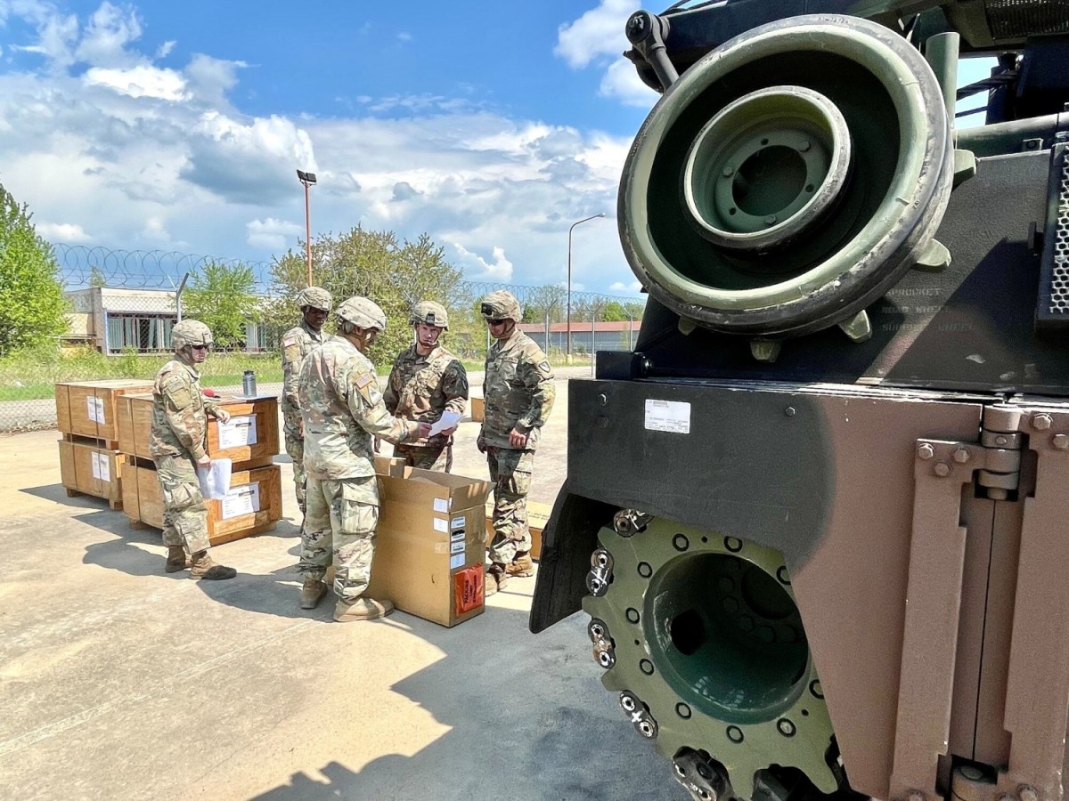 In 2023, @ArmyMateriel and its Life Cycle Management Commands are shuffling new processes, personnel roles, data resources, and workflows to transform how the Army manages its supply chain as we continue to build #Army2030. Read more ➡️ army.mil/article/263738