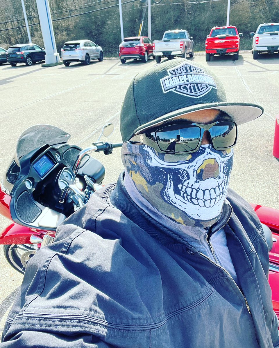 Efletcher10's tweet photo. when all else fails….Just ride!! #harleydavidson #Roadglide https://t.co/cKf6BhbRzS