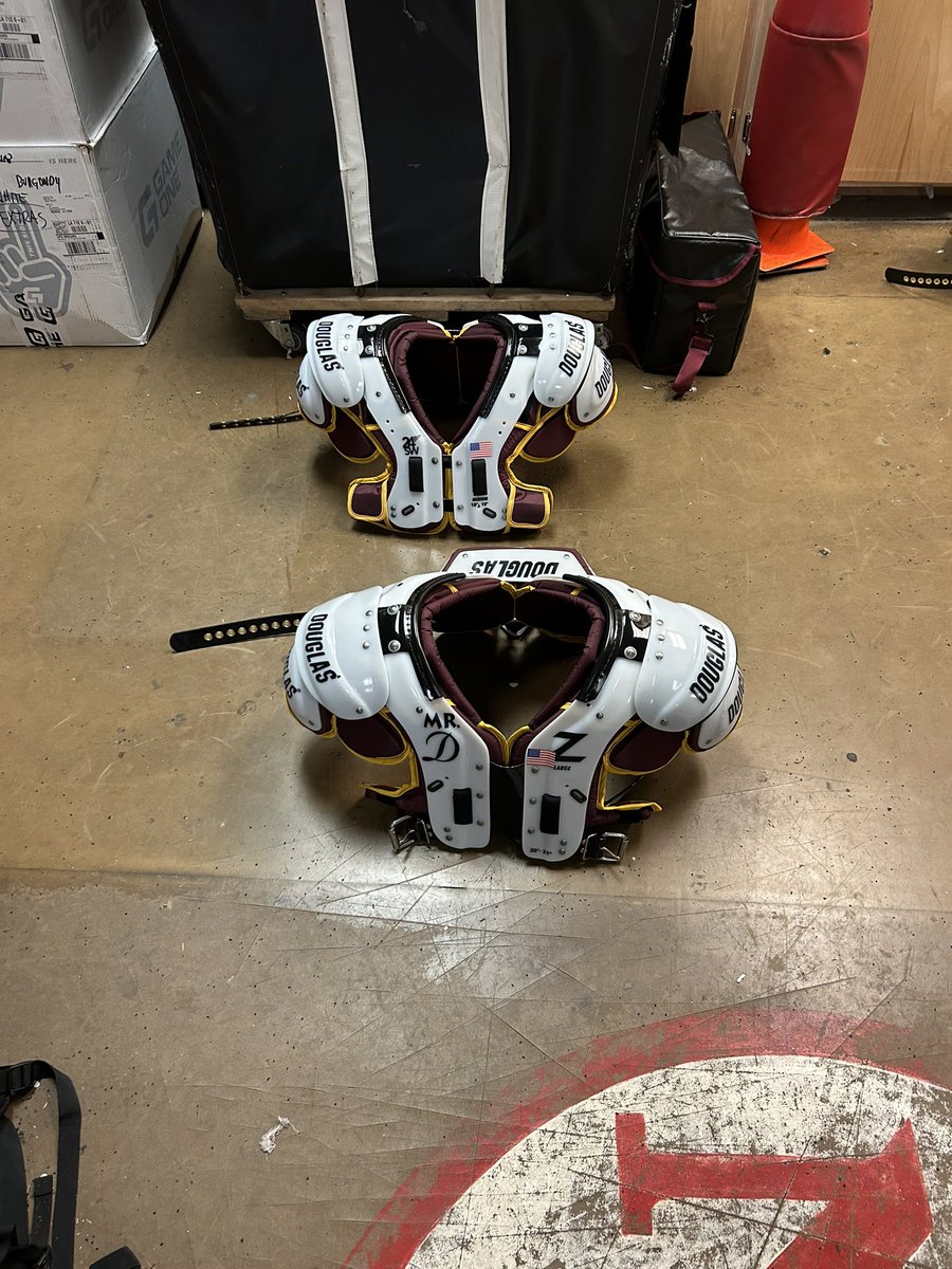 Spring ball ready thanks to Bull over <a href="/DouglasPads/">Douglas Pads</a> !!! #sprinball #eqlife