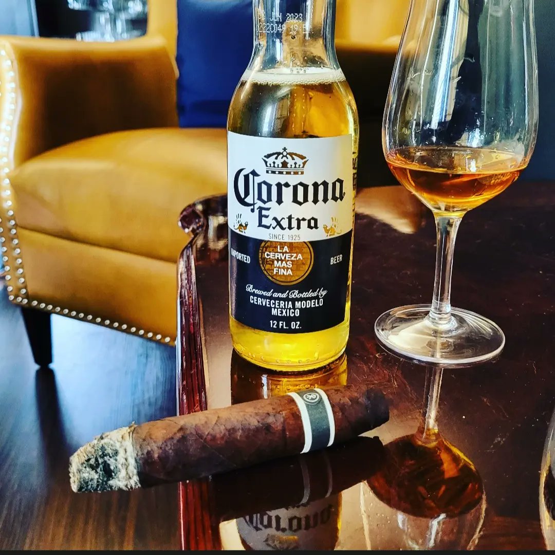 A glass of Glendronach 12yr and Corona paired with the Romacraft Cromagnon.