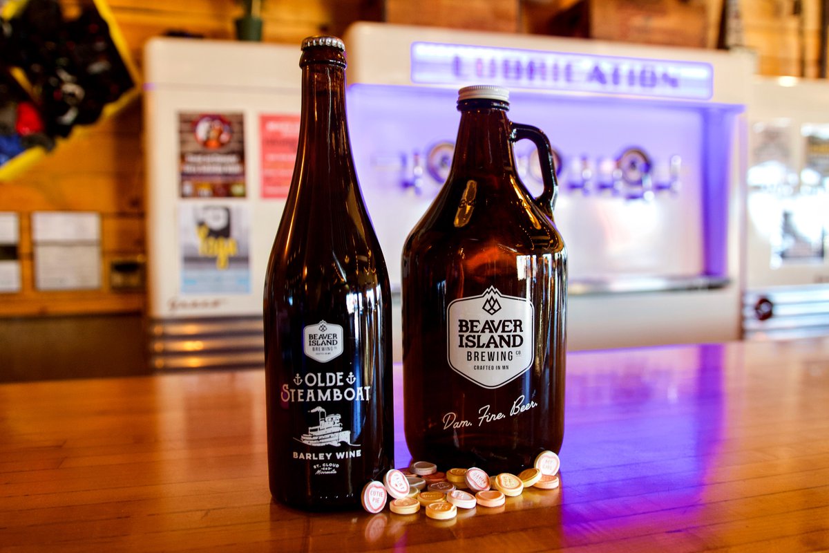 It’s BOGO for a penny night! Got a sweetheart? Bring them in and share a couple pints. 🍻 Single? You get BOGO for a penny all to yourself. 🫵 Last day to grab a growler and bomber bottle for $30 (that’s $5 off)! Happy Valentine’s Day!