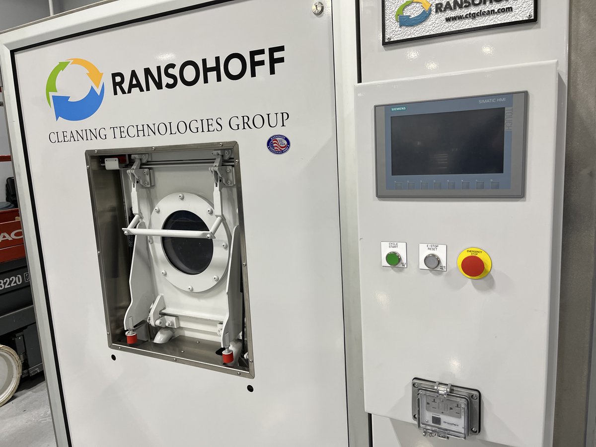 SchultesMfg's tweet photo. At Schultes, our #quality standards and commitment to constantly upgrading our equipment isn't just lip service. In that vein, we're excited to welcome our brand new Ransohoff LeanJet RB-2 Aqueous Immersion Cleaning System from @CTGClean to it's new home. https://t.co/TYfgrs4itJ