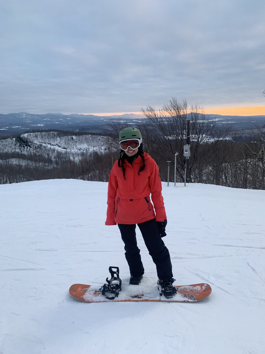 Another great trip to the North! 🇨🇦❤️
✔️Robotics Training
✔️Supported a sim from CSA
✔️ Snowboarded Canadian slopes 

(Not pictured: a lot of poutine and croissants)