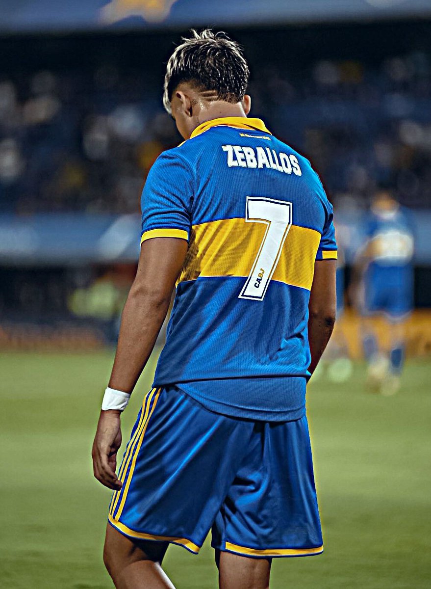 No puedo creer lo del Changuito Zeballos. Mucha mala suerte, él no la merece. Te esperamos en la primera lesión y te vamos a esperar en esta. Vas a volver más fuerte, lo sé. 

Pronta recuperación, Chango 💙