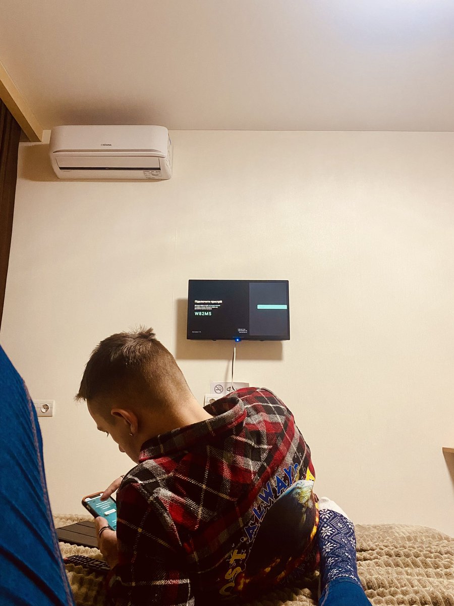 pmalshakov's tweet photo. Не хочет мутить, ведь я нищеброд
Недостаточно взрослый, явный щегол
Я буду стараться, в глазах огонек
Только вперед, я пацан-underdog
📝 https://t.co/uK4QZXnkxW