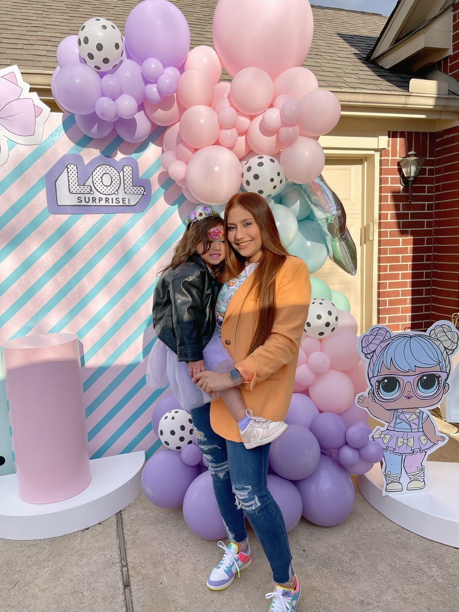 lifewkass's tweet photo. Celebrate our little queen birthday yesterday #4 https://t.co/gmrJjvLRyO