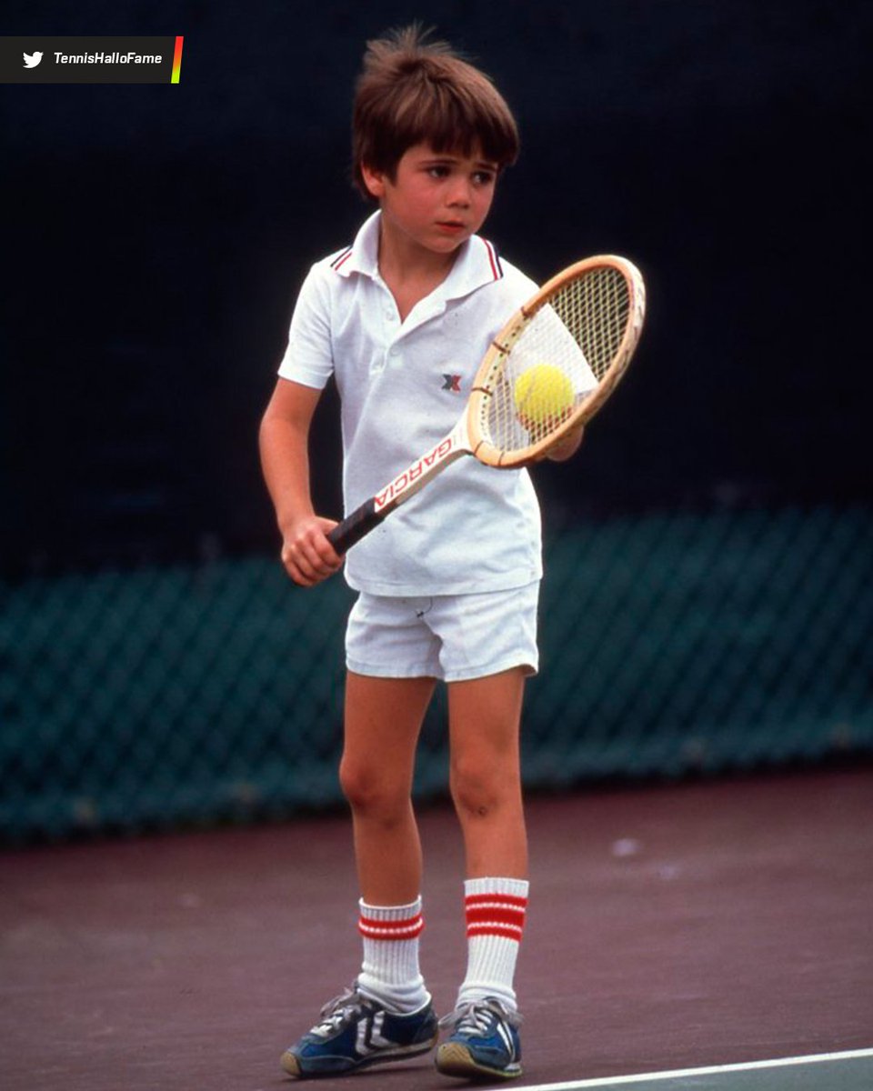 ESPNtenis's tweet photo. ¿Quién es este joven sacador? 🧐 https://t.co/HxDH3W1V9W