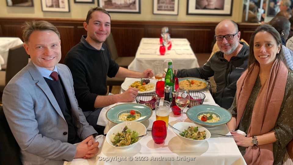 dr_drae's tweet image. It was a great experience to review the master thesis of Denis A. Joly towards using genome-scale metabolic models to combat #malaria. Thanks to the group of Prof. Vassily Hatzimanikatis for the fantastic hospitality at @EPFL_en in Lausanne🇨🇭!
 #bioinformatics #sysbio