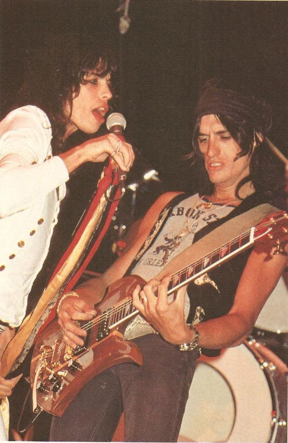 🎸Return of Rock🎸 tweet media