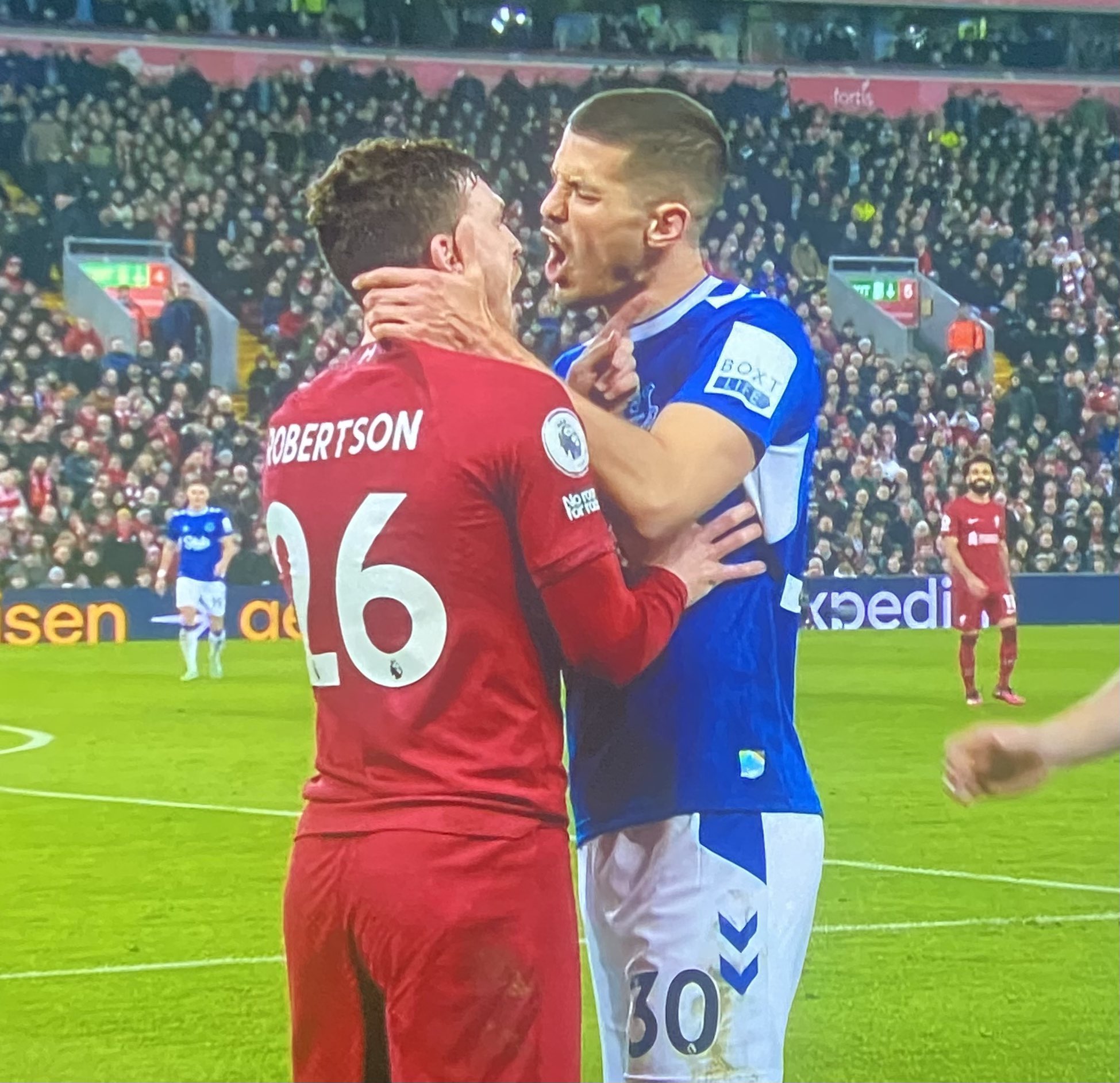 Fo4NPfnWcBE-GjS?format=jpg&name=large