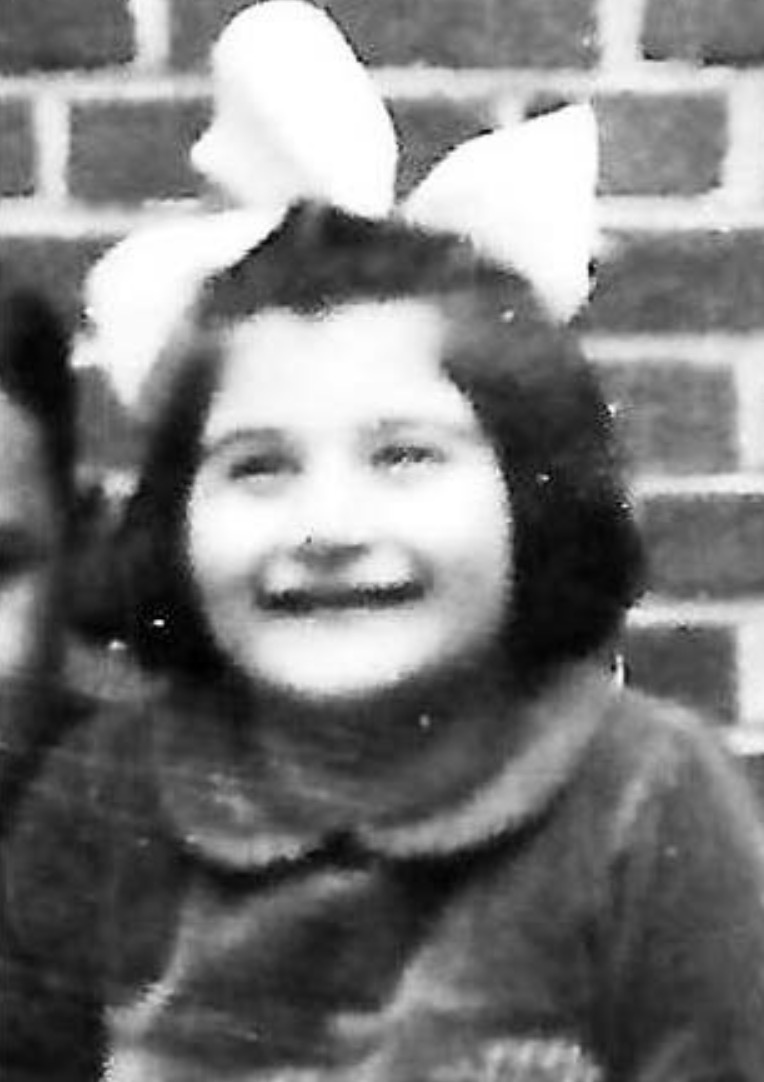 AuschwitzMuseum's tweet photo. 13 February 1935 | A Dutch Jewish girl, Eliza Louise Gazan, was born in Brielle. 

In September 1943 she was deported to #Auschwitz and murdered in a gas chamber. https://t.co/GZjLh5Tn9i