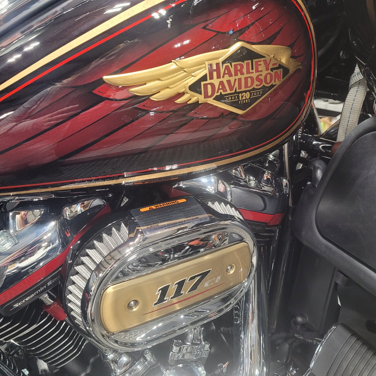 FXCapraraHD's tweet photo. #MotorcycleMonday #atFXCHD with the 2023 CVO Road Glide Limited, Heritage &amp; Low Rider ST 😍😍😍 
#HarleyDavidson #motorcycleadventure #cvoroadglide  #wontlastlong https://t.co/AeDorQ27cE