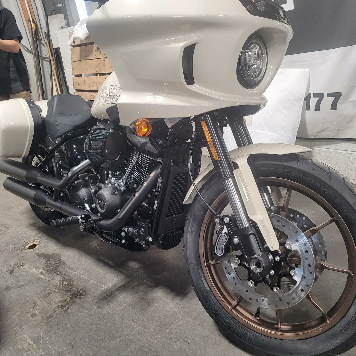 FXCapraraHD's tweet photo. #MotorcycleMonday #atFXCHD with the 2023 CVO Road Glide Limited, Heritage &amp; Low Rider ST 😍😍😍 
#HarleyDavidson #motorcycleadventure #cvoroadglide  #wontlastlong https://t.co/AeDorQ27cE