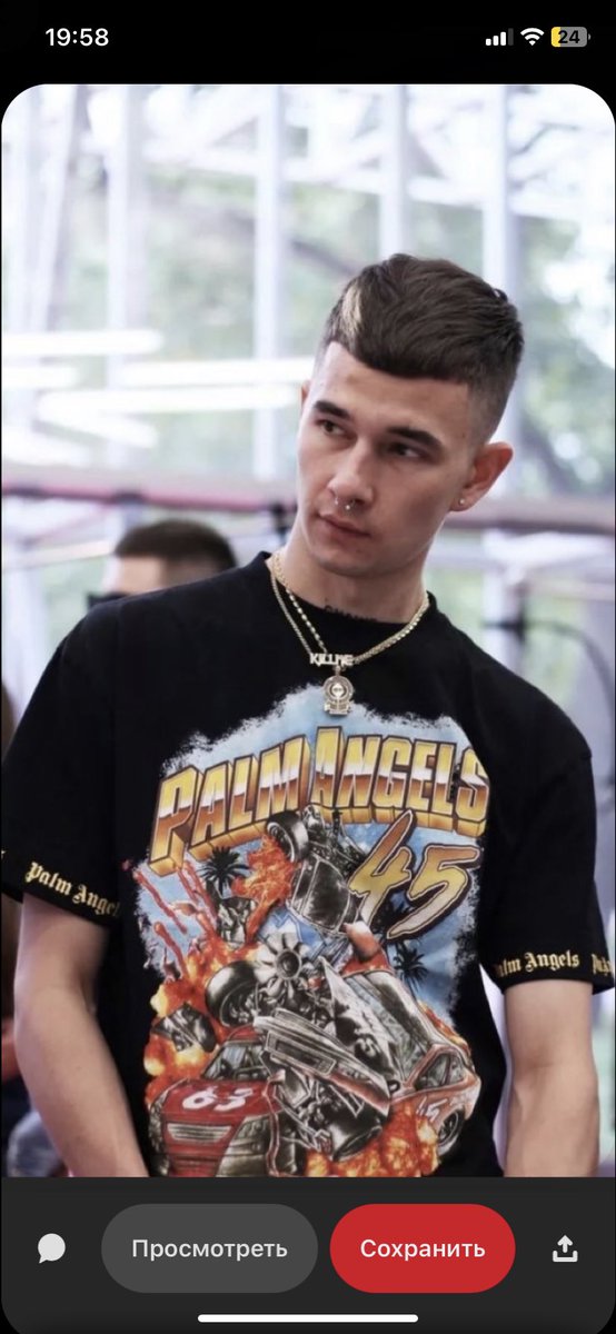 _SATANA's tweet photo. - Мне , 27 ей 18 скоро. Я не знаю, что ей подарить... 

- Уголовный кодекс? 

| рурэп обладает маркул | https://t.co/db0CAJg8Pu