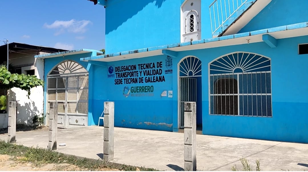 enfoqueinforma's tweet image. #Trasporte 📌 El próximo lunes aumentará el pasaje del servicio público en Tecpan, Benito Juárez y Atoyac, informó el delegado regional de Transporte. Recibirán un documento con tarifas, firma y sello, mismo que deberá ser visible al usuario 🚕🚌 

Fotos de Guillermo Hernández