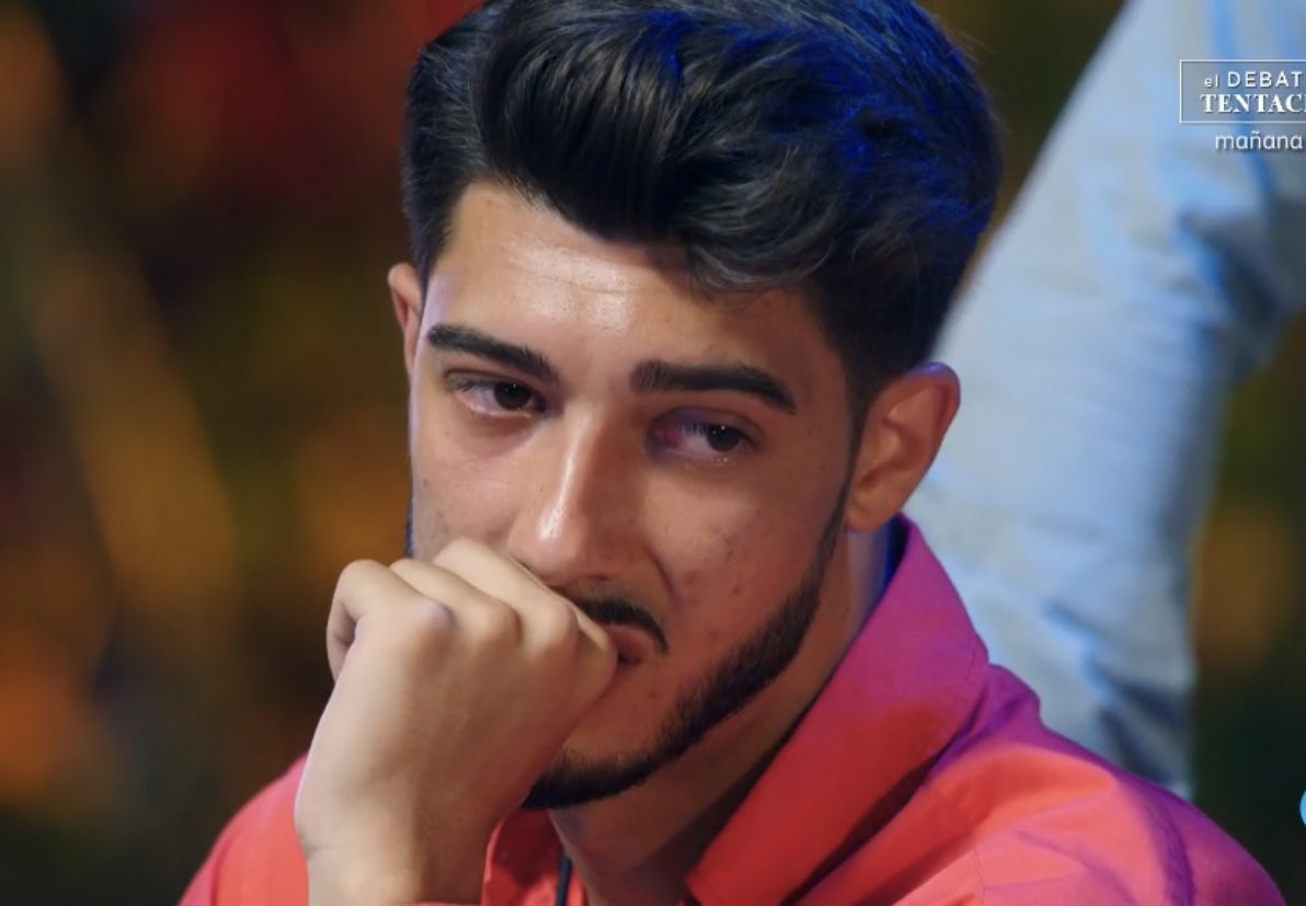 user090189's tweet photo. “Me da pena por nosotros”
“No sé si podría confiar en ella” “El anillo era un voto de confianza y para mi ya la ha perdido” QUE PUTA RABIA DE HOMBRE DE VERDAD es que se supera con cada frase que suelta tío
#LaIslaDeLasTentaciones6
#LaIslaDeLasTentaciones4 https://t.co/QX3dd2iIiE