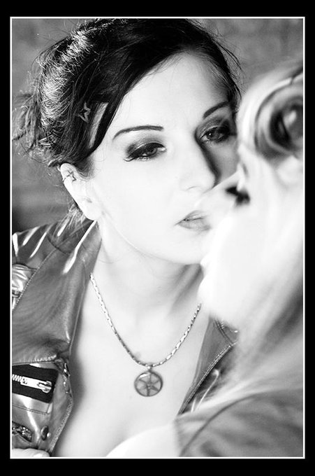 snapshot by a pro after a show in Vienna while i was having some drinks with my fabulous makeup artist