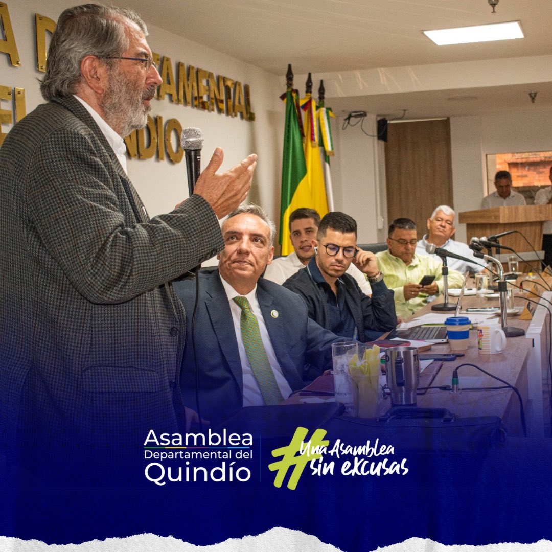 AsambleaQ's tweet photo. Hoy se llevó a cabo la socialización de la propuesta de cambio del escudo departamental. Se conocieron aspectos culturales, innovadores, históricos y generacionales que permitieron debatir su adaptación a un nuevo diseño o continuar con el tradicional. 

#UnaAsambleaSinExcusas https://t.co/7jypyRVm4p