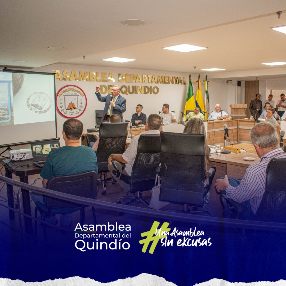 AsambleaQ's tweet photo. Hoy se llevó a cabo la socialización de la propuesta de cambio del escudo departamental. Se conocieron aspectos culturales, innovadores, históricos y generacionales que permitieron debatir su adaptación a un nuevo diseño o continuar con el tradicional. 

#UnaAsambleaSinExcusas https://t.co/7jypyRVm4p