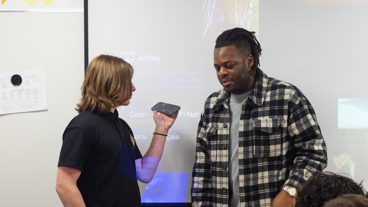 ecbcbs's tweet photo. #ECBCBS #CareerEd provides meaningful exchanges with successful professionals.   Recent #guestspeaker, DJ Toni Vegas (@tonitonivegas), shared his career &amp; life journey in the music industry.

 #EcoleCanadienne #Growth #Discovery #ExpatKids  #CanadianSchool #Paris #DJToniVegas https://t.co/RqiJz7ju94