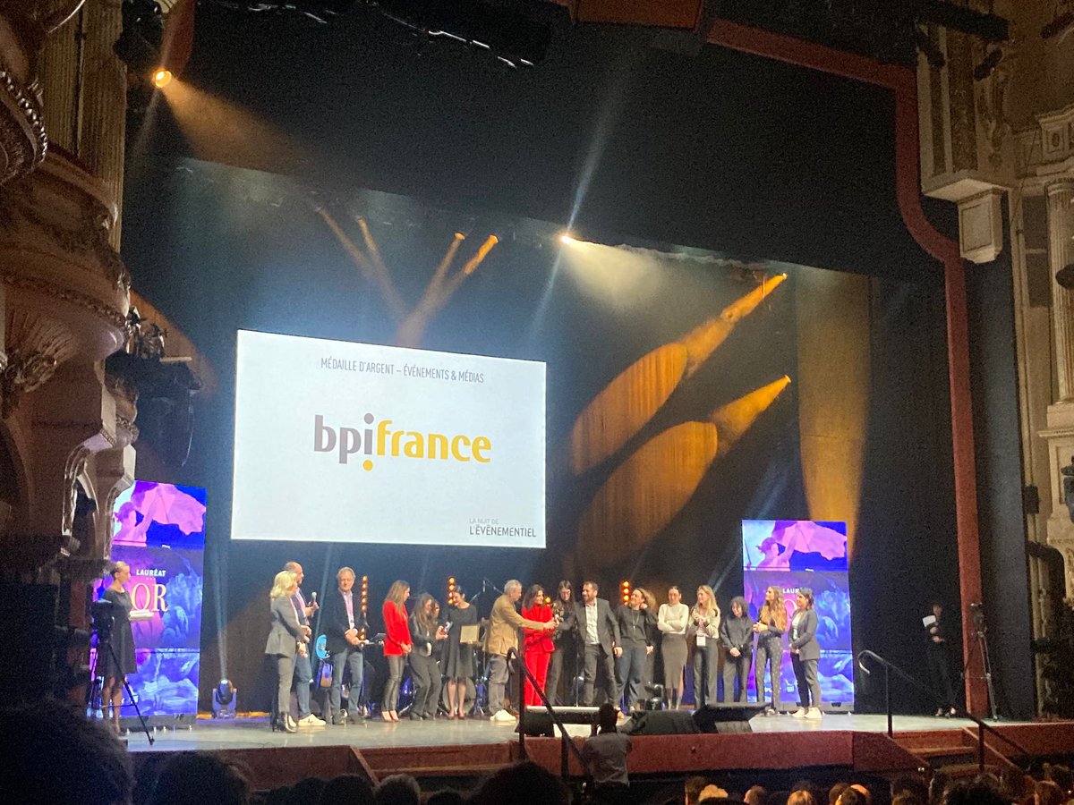 JulienNoronha's tweet photo. Grande fierté ce soir de recevoir ce prix pour #BIG2022 et la tournée EPT #TousEntrepreneurs
Merci @l_evenementiel et félicitations à toutes les équipes de @Bpifrance pour ce beau travail collectif 💪

Rdv le 05/10 à l’@Accor_Arena pour #BIG2023 ! https://t.co/UuPZg3ghYl