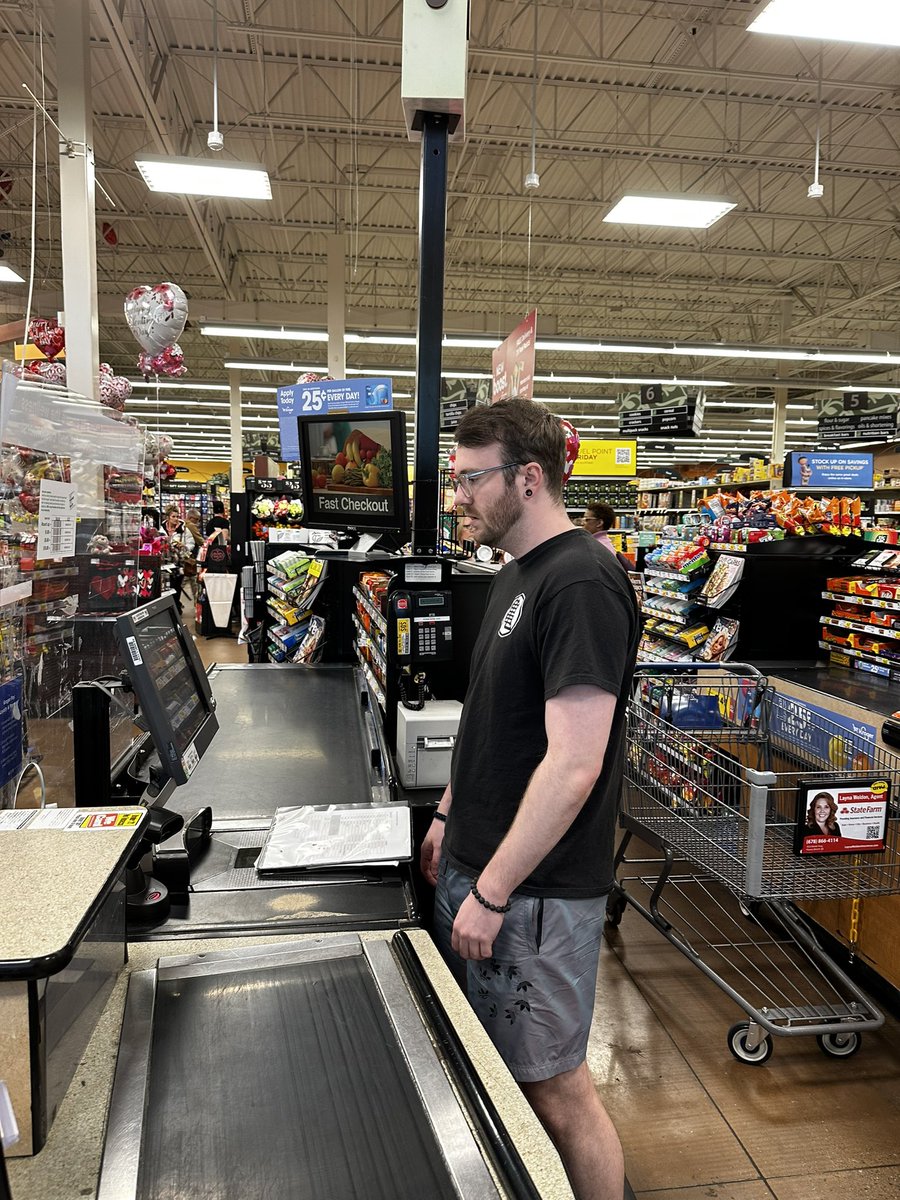 luke on Twitter "last shift before i fly back, cheers Kroger"