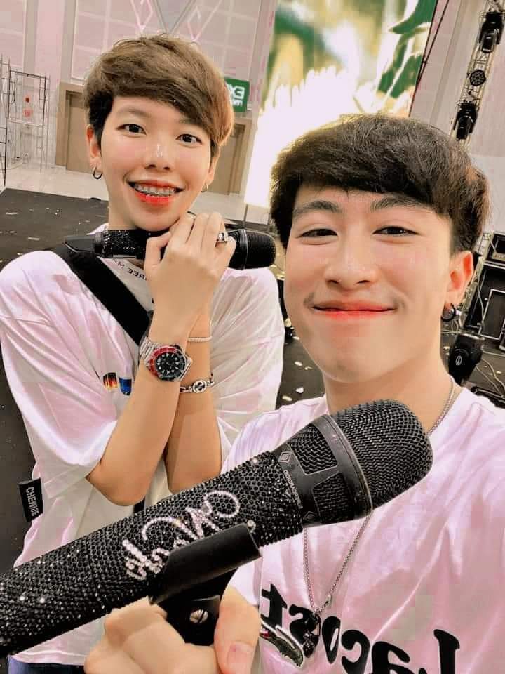 PkAofaNG tweet media