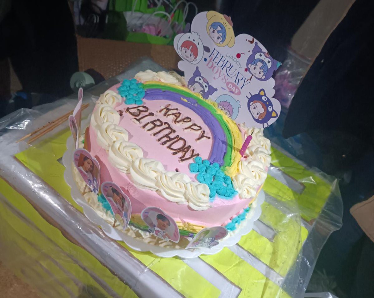XimenaMin's tweet photo. Celebrating the birthday of the Valentine boy JUNG JAEHYUN 🍑💚🎂
HAPPY JAEHYUN DAY! 🥳💞🍑🎂💗✨
@j4eyuno  @valentaeng @lostsunfall 
#HAPPYJAEHYUNDAY
#YUNOwhoseDAYitis
#포레버온리_함께할_재현의생일 
#JAEHYUN #재현
#JaehyunBolivia #BOLIVIA
🇧🇴 https://t.co/0MmfWML8oS