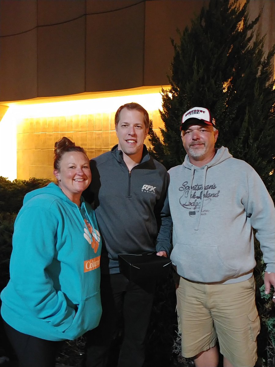 timbarry10's tweet photo. @keselowski Kansas City 2022. Your my wife’s favorite driver! https://t.co/XM0UvWs4PM