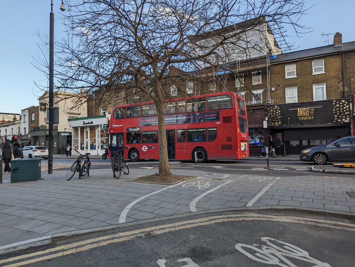 📢 We’re asking residents and businesses in west and east Greenwich to help us design a neighbourhood management scheme to:

🚘 tackle congestion 
🌎 clean our air 
🚲🚶🦽 make our streets safer for everyone

👉 Give your feedback on our interactive map: greenersafergreenwich.commonplace.is