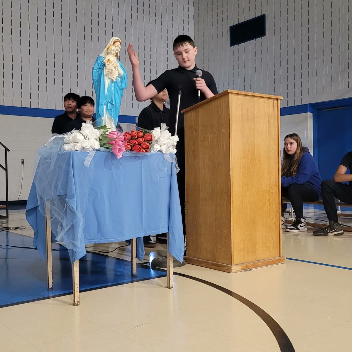 olol_ces's tweet photo. Today, we gathered as a school community to celebrate in prayer the Feast Day of Our Lady Of Lourdes. https://t.co/FGo1cI9Ufz