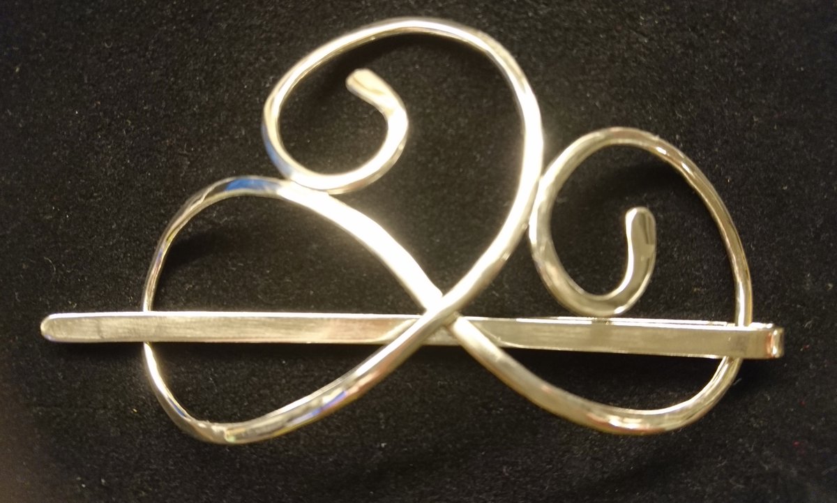 PiaNordic's tweet photo. Handcrafted hair clip in 925 silver #lovecreativity https://t.co/r1NXTmue9y https://t.co/5uqlCz4rOY