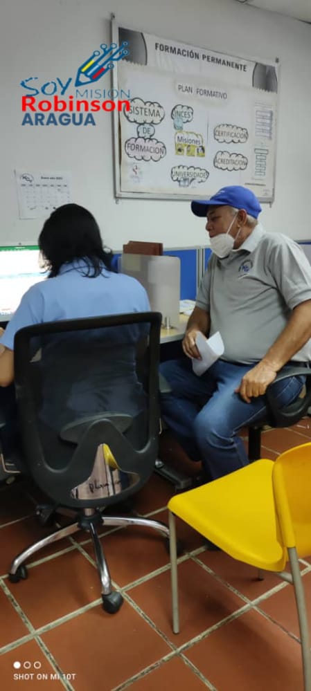 araguafsr's tweet photo. Ambiente: Papeles Luciano's
Facilitadora: Kisbel Duno
En actividades pedagógicas con los patriotas y cumpliendo con el *Plan Cada Fábrica Una Escuela*  emanado por el Viceministro del Trabajo Edgar Blanco . Municipio Girardot #JuventudIntegracionYPaz https://t.co/8m3Lsk72Wn