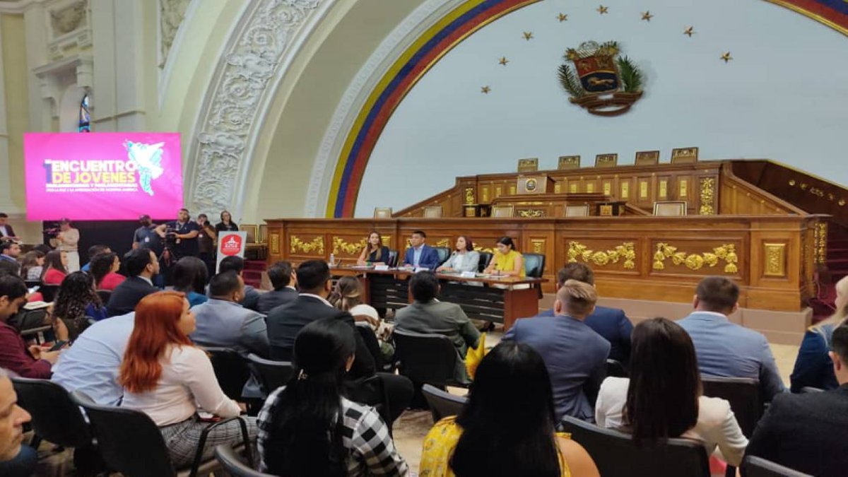Instalan en Caracas Primer Encuentro internacional de Jóvenes Parlamentarios.

#JuventudIntegraciónYPaz
<a href="/TaskAmericas/">Task Force on the Americas</a>

fusernews.com/instalan-carac…
