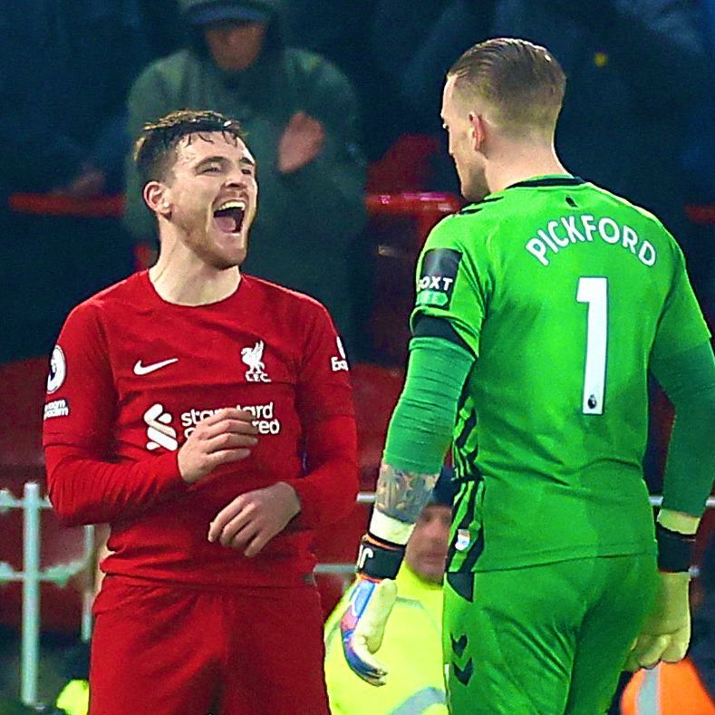 Andy_Cross_'s tweet photo. *insert laughing emoji* 😍 #LFC https://t.co/NTaJCUFvvK