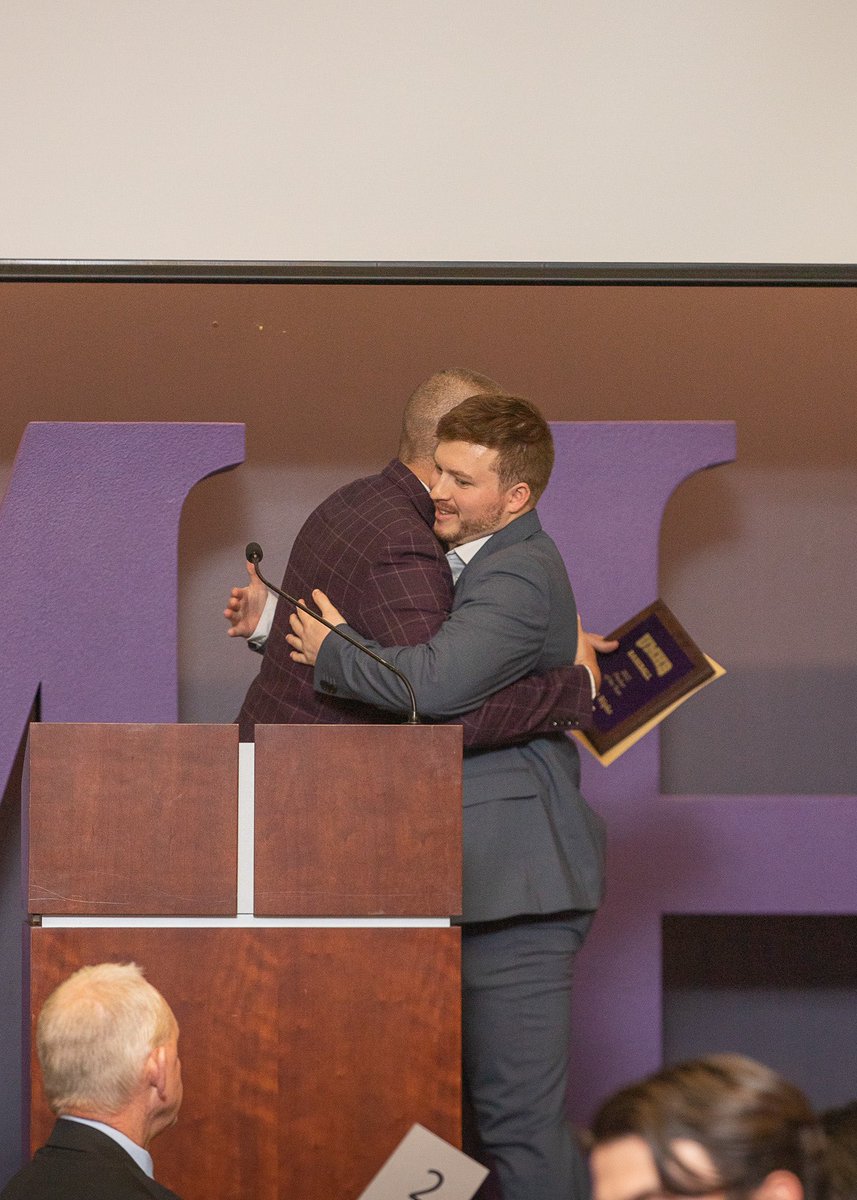 UMHB Baseball⚾ tweet media