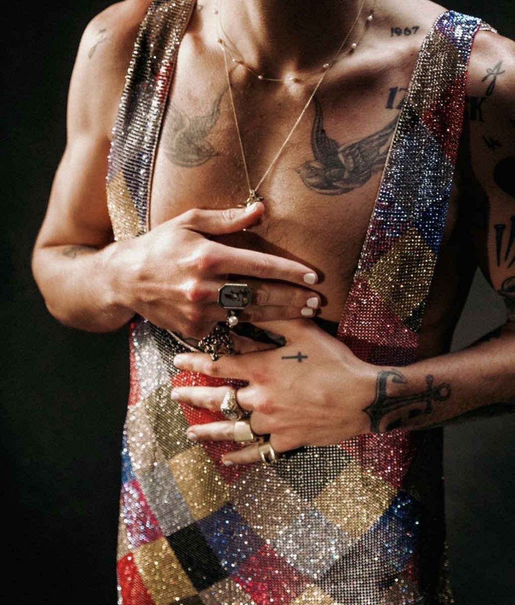 put your hands down i wanna see