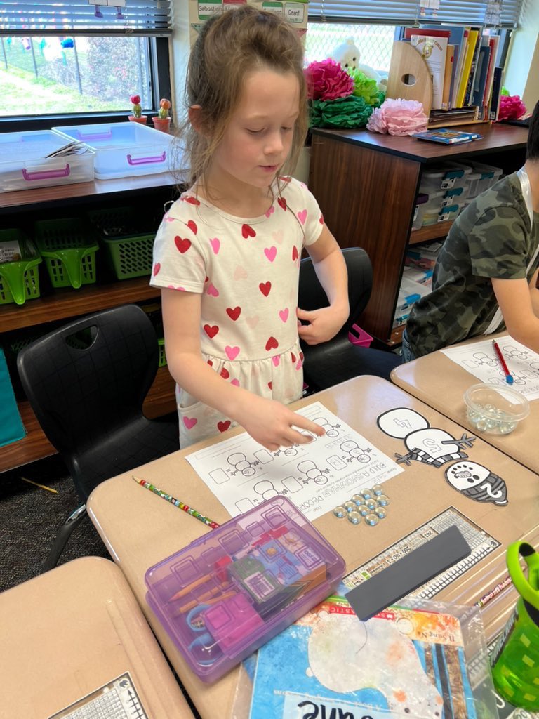 Mrs. Kitchen tweet media