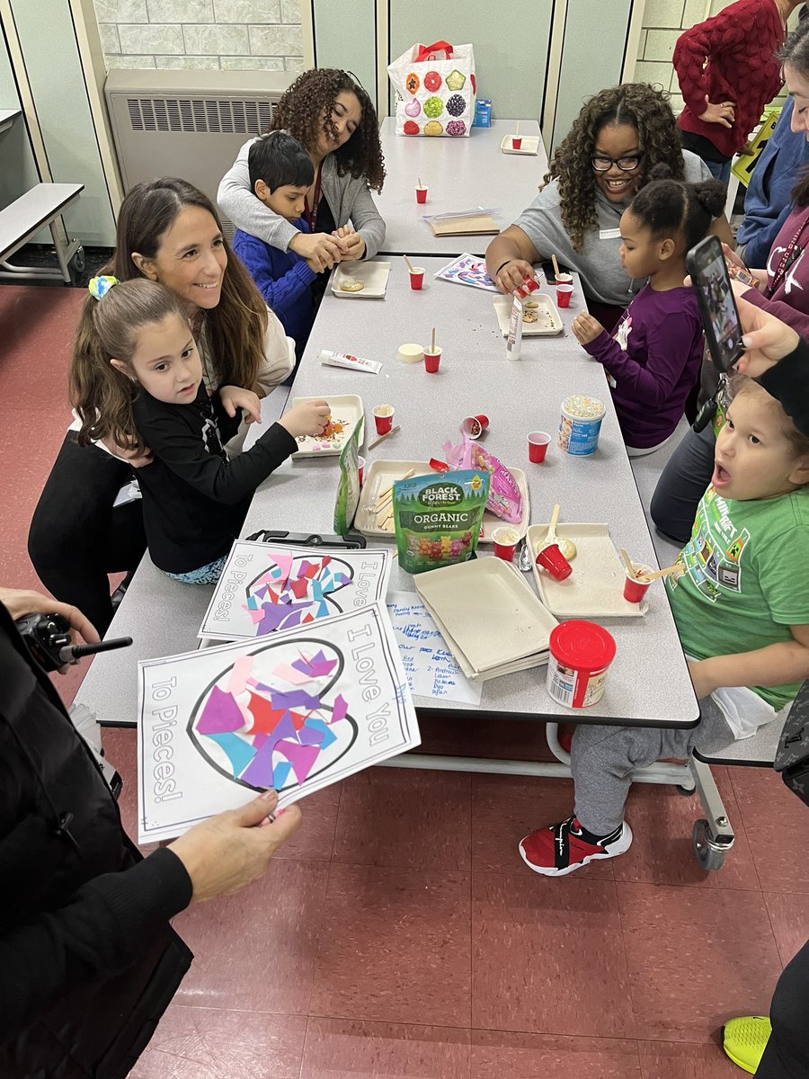 Lindsey Barton tweet media