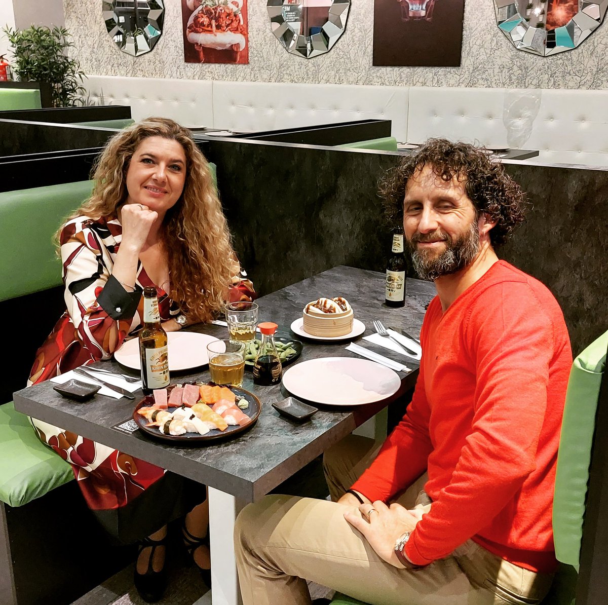 guspresa's tweet photo. Misión cumplida. El Comité Nacional de #Waveski, representado en la Gala Nacional de la Real Federación Española de Piragüismo. Contacto directo con el CSD, conseguido. Ese era el principal objetivo de este viaje. https://t.co/3n7rxuY5KI