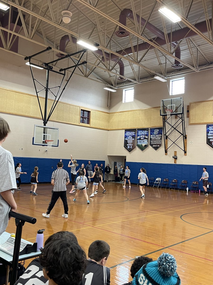 Student - Faculty basketball game today! Thank you to Mrs. Amorim for the awesome photos! 💪🏼🏀💙