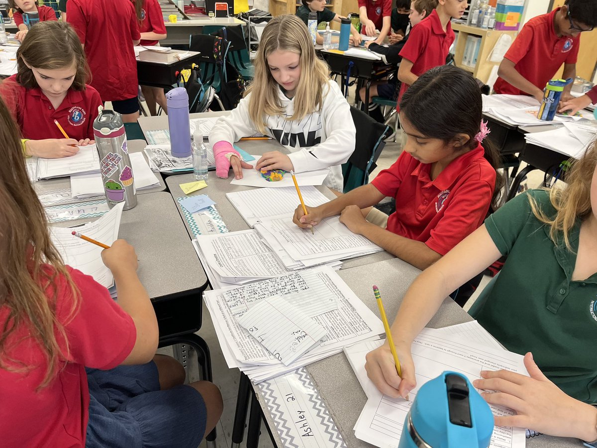 Leila Kanzer tweet media